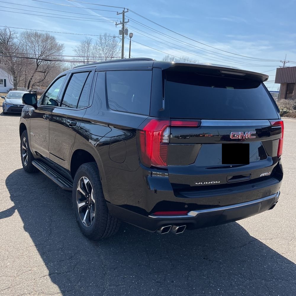 2025 GMC Yukon AT4