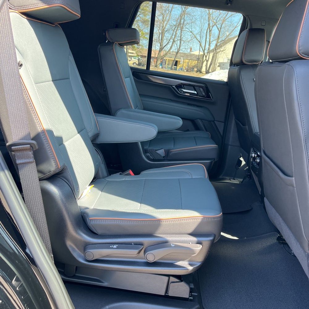 2025 GMC Yukon AT4