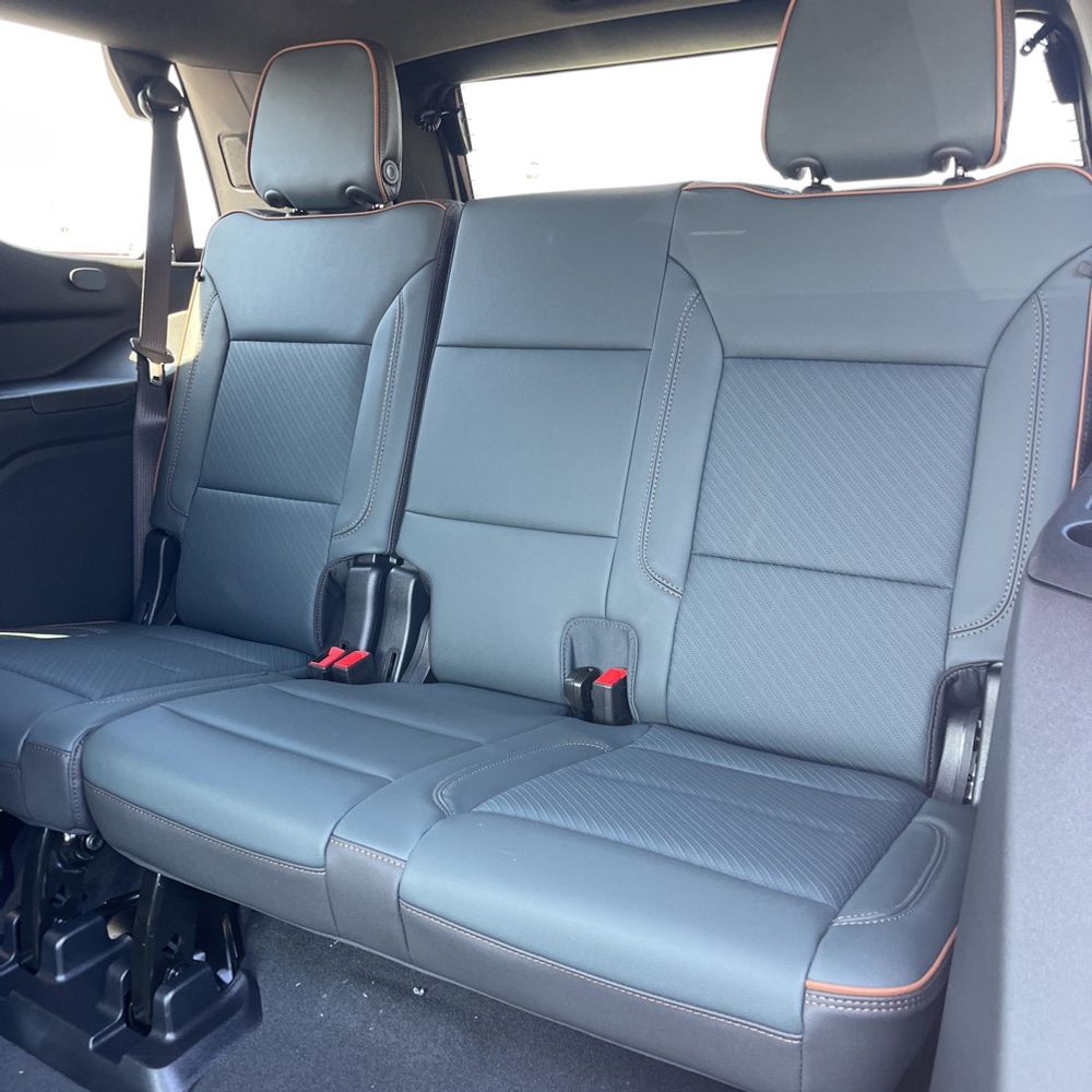 2025 GMC Yukon AT4