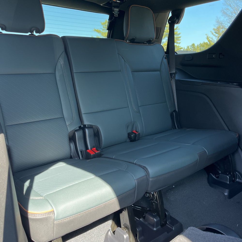 2025 GMC Yukon AT4