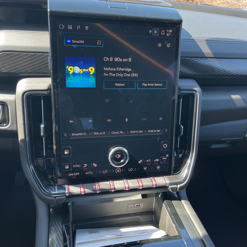 2025 GMC Yukon AT4