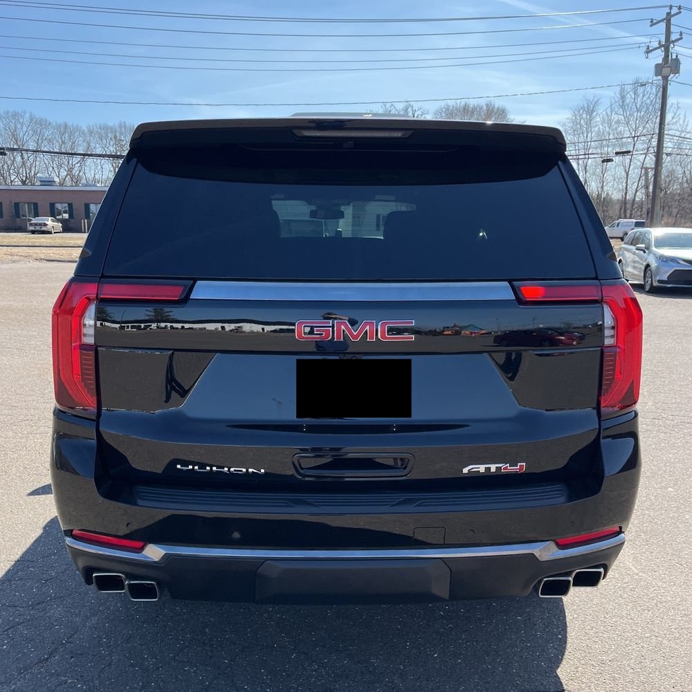 2025 GMC Yukon AT4