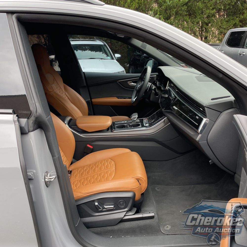2024 Audi RS Q8 Base