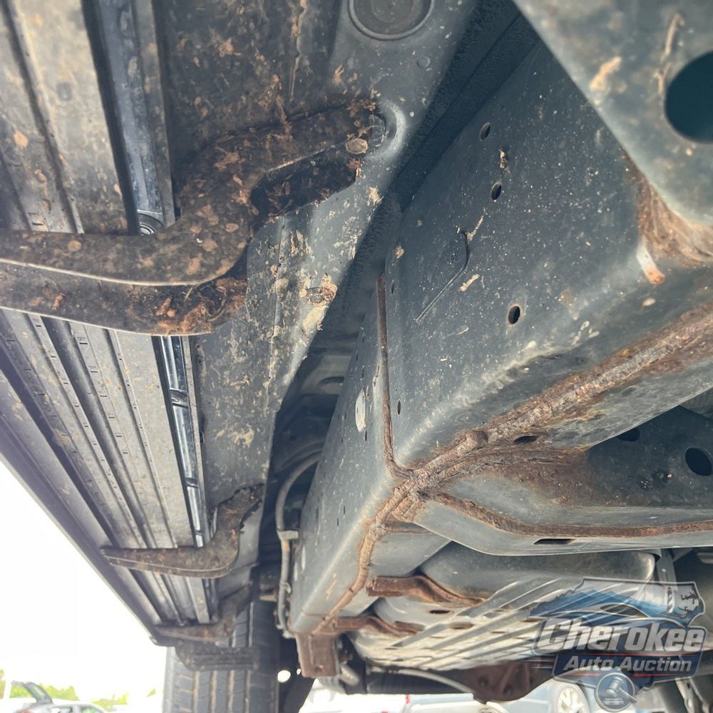 2016 Toyota Land Cruiser Base