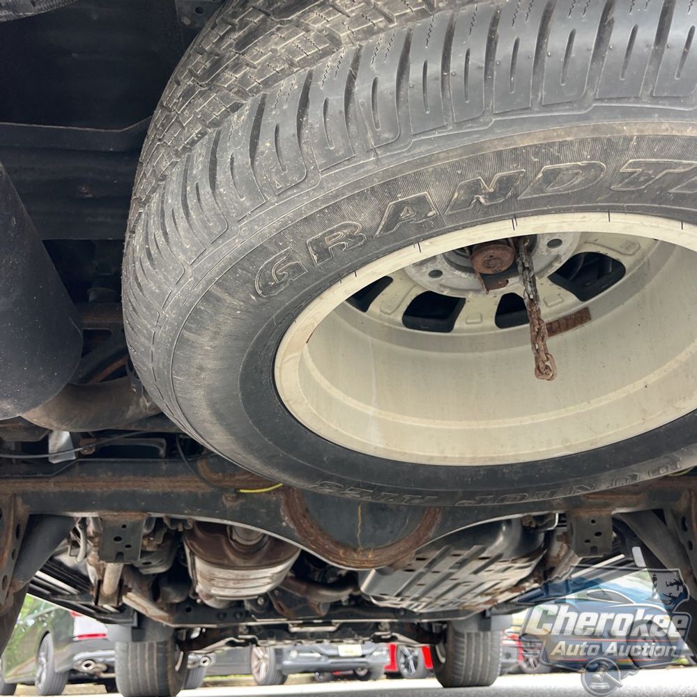 2016 Toyota Land Cruiser Base