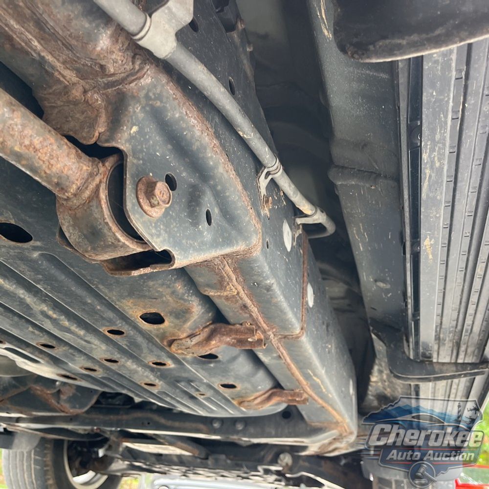 2016 Toyota Land Cruiser Base