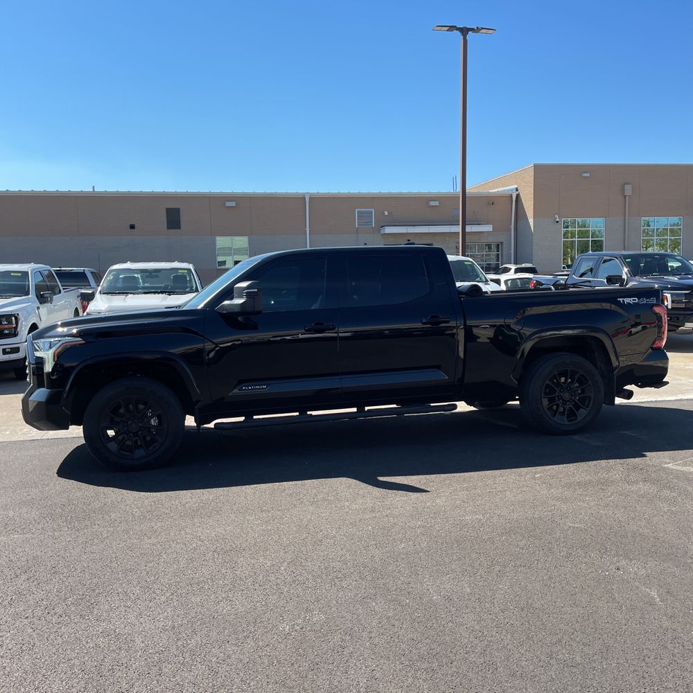 2024 Toyota Tundra Platinum