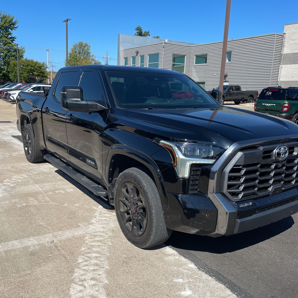 2024 Toyota Tundra Platinum