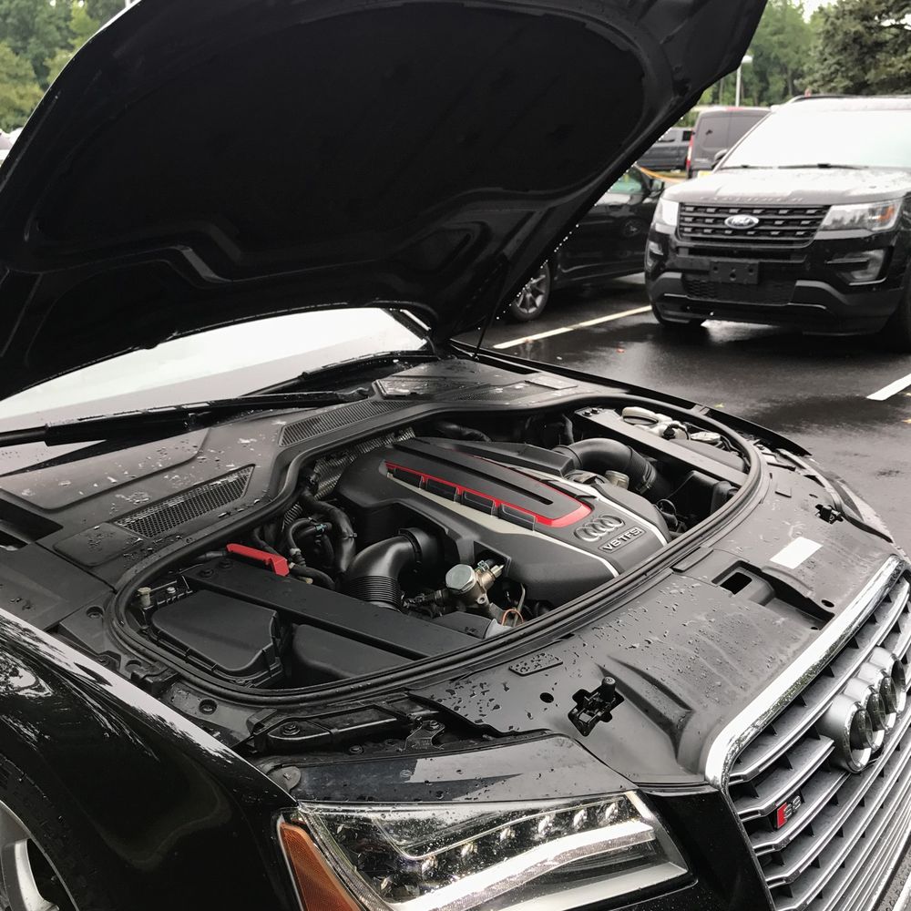 2014 Audi S8