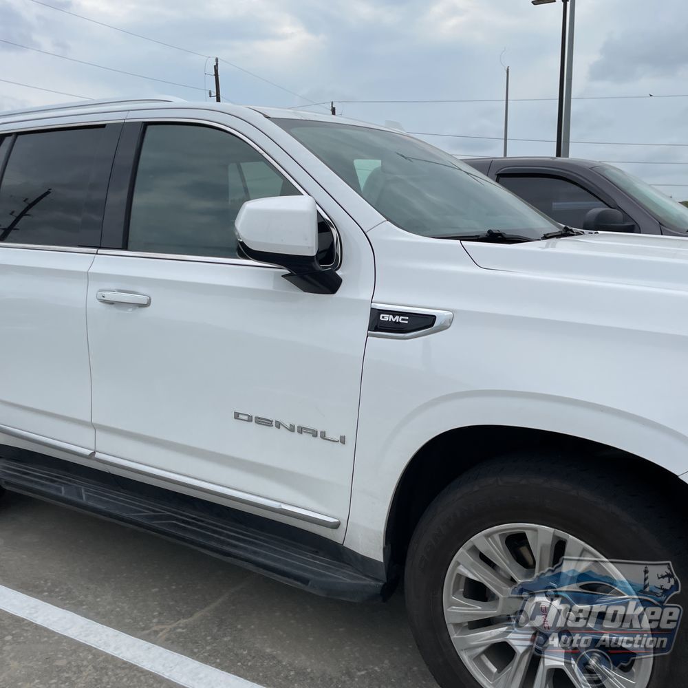 2023 GMC Yukon Denali
