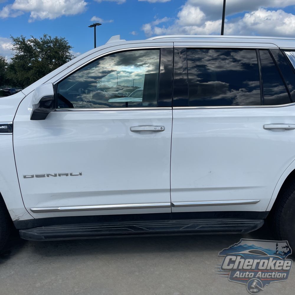 2023 GMC Yukon Denali