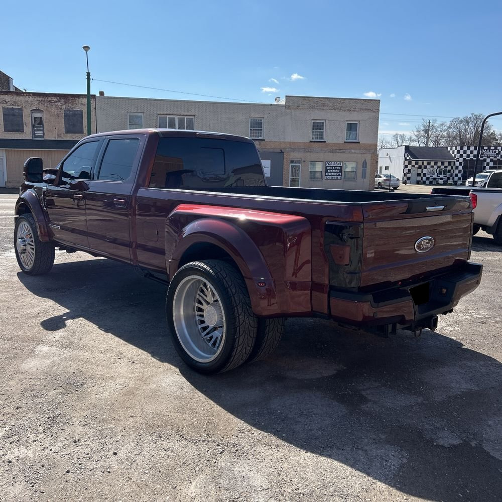 2017 Ford F-450 Super Duty Lariat
