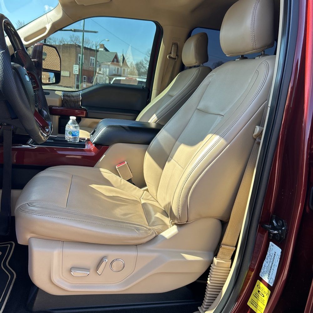 2017 Ford F-450 Super Duty Lariat
