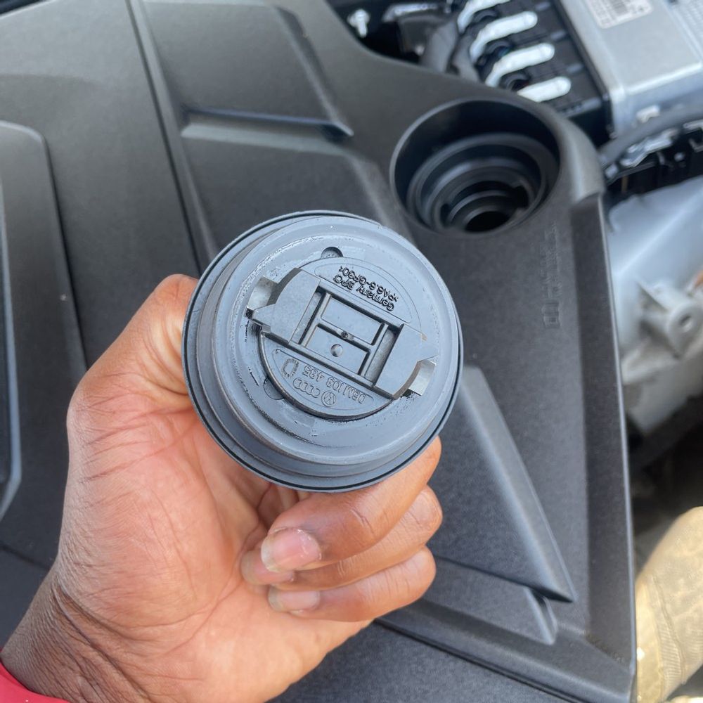 2022 Porsche Cayenne Base