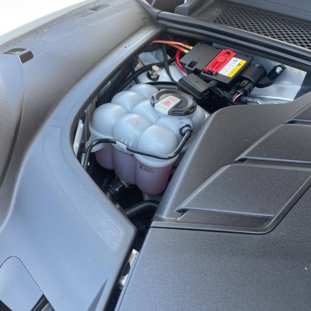 2022 Porsche Cayenne Base