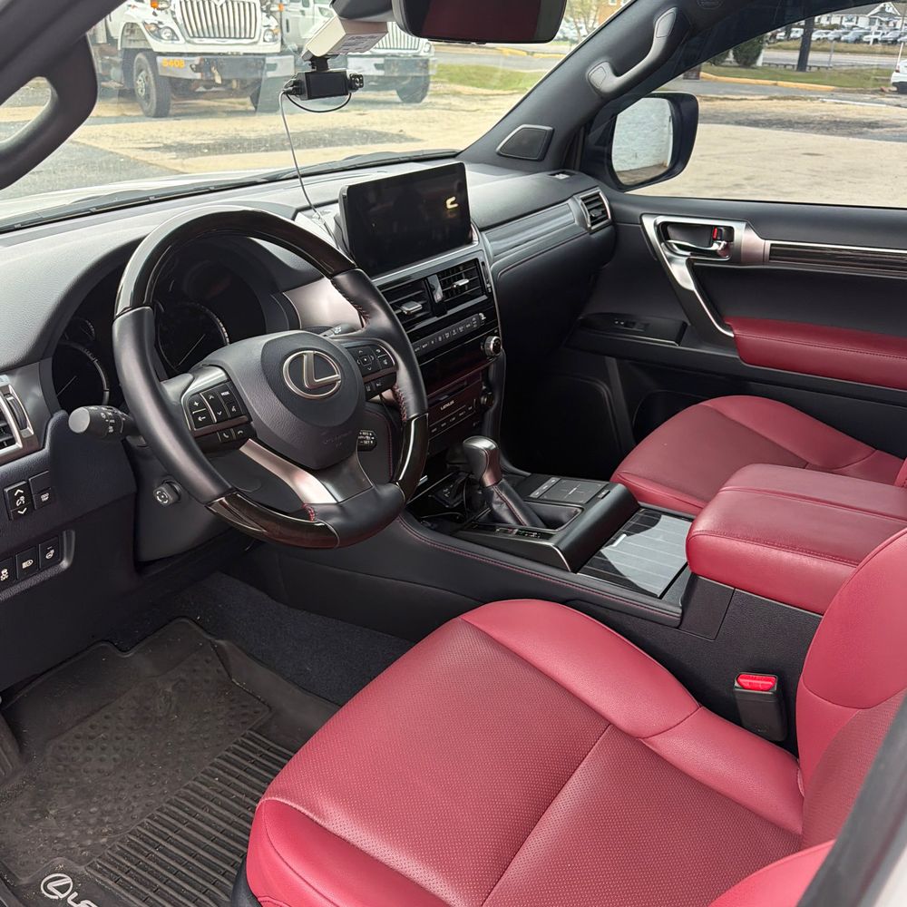 2023 Lexus GX 460 Base