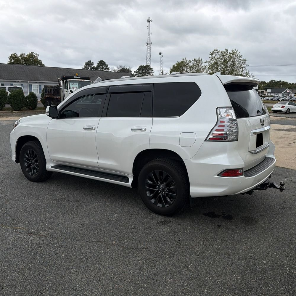 2023 Lexus GX 460 Base