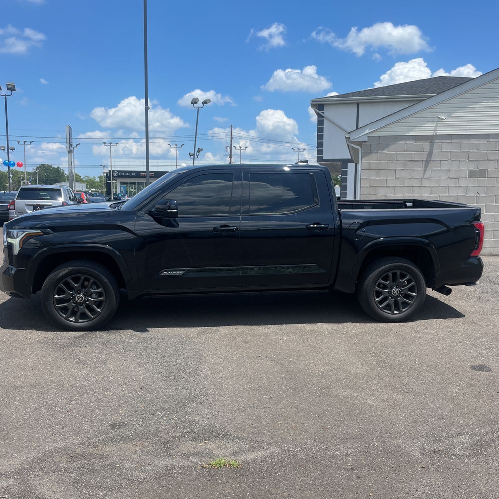 2024 Toyota Tundra Platinum
