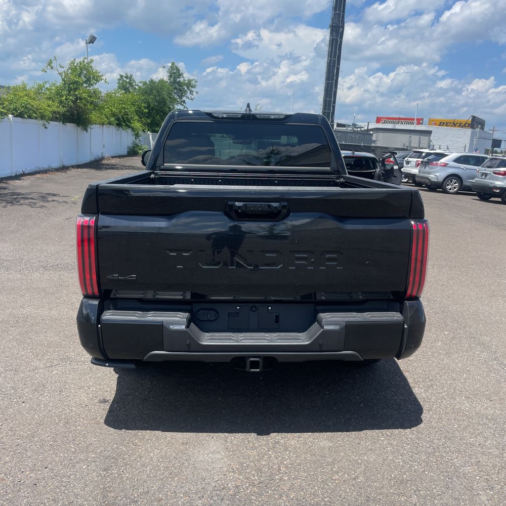 2024 Toyota Tundra Platinum