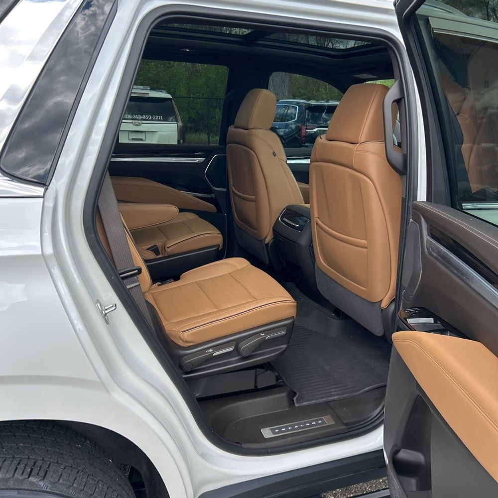 2025 Cadillac Escalade Premium Luxury
