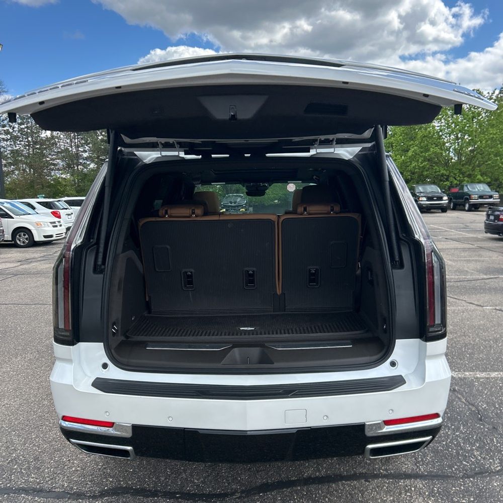 2025 Cadillac Escalade Premium Luxury