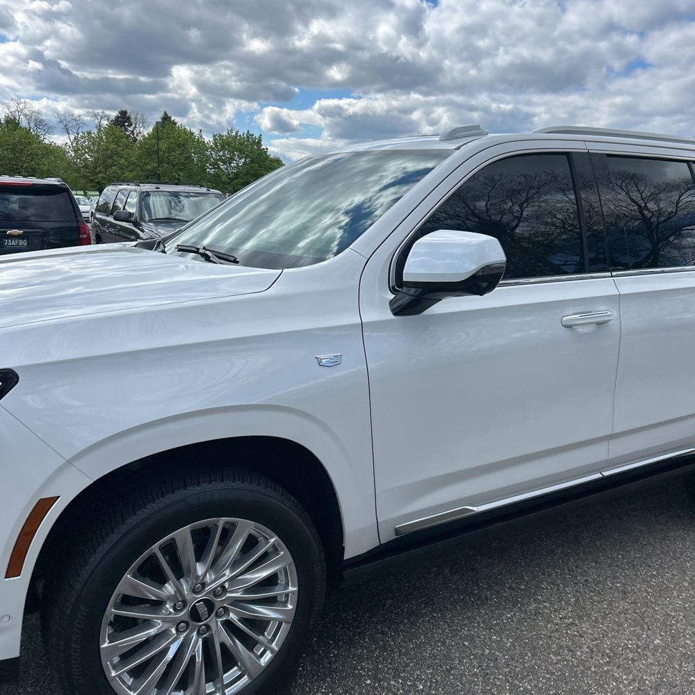 2025 Cadillac Escalade Premium Luxury