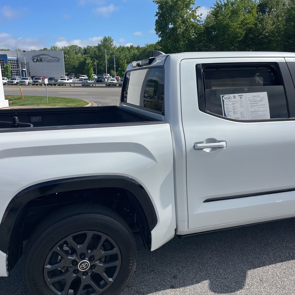 2024 Toyota Tundra Platinum HV