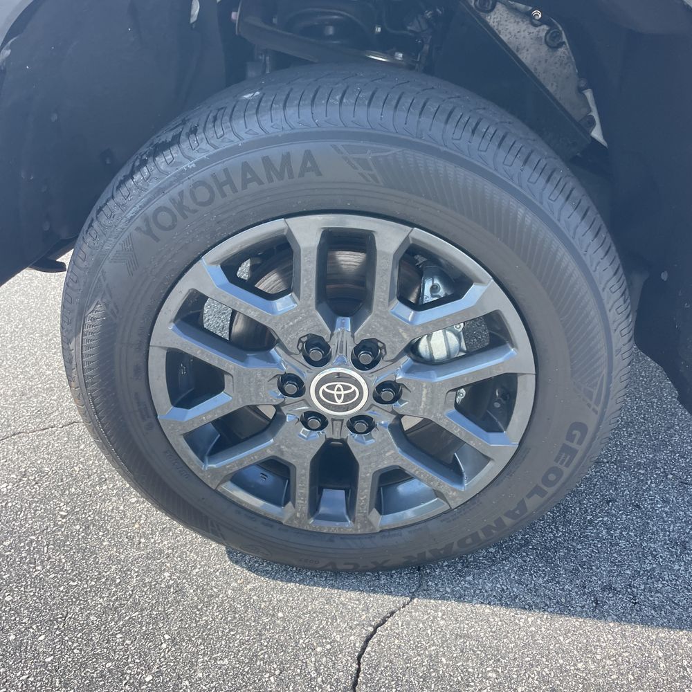 2024 Toyota Tundra Platinum HV