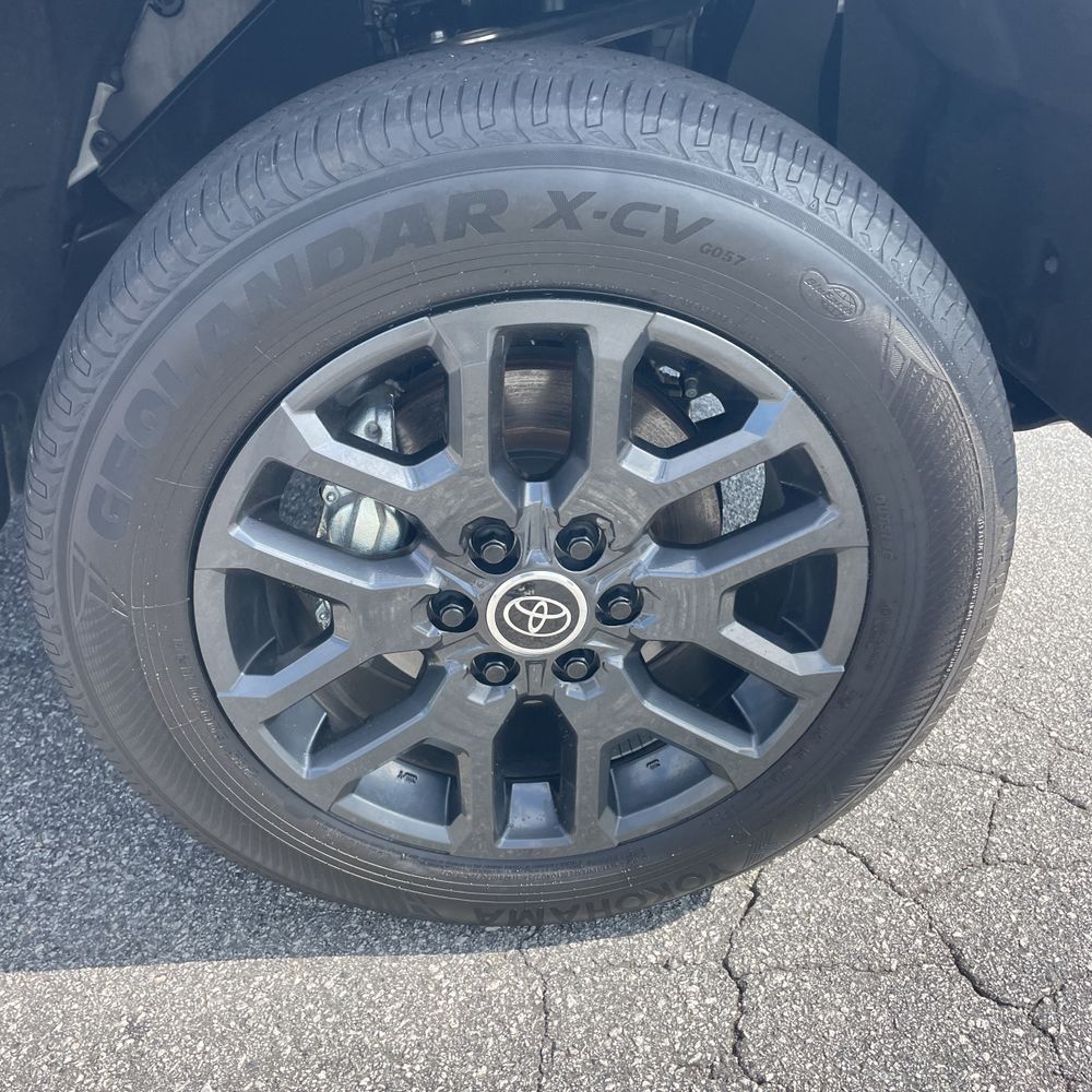 2024 Toyota Tundra Platinum HV