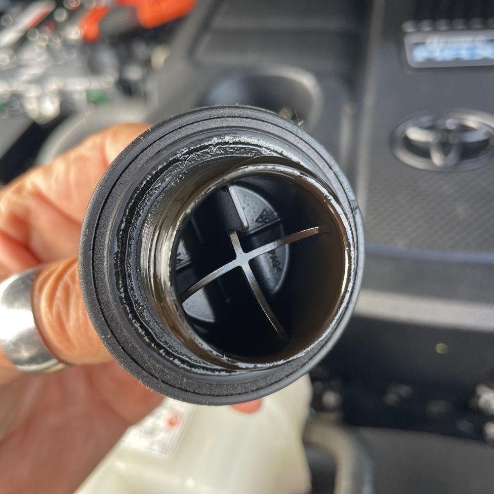 2024 Toyota Tundra Platinum HV