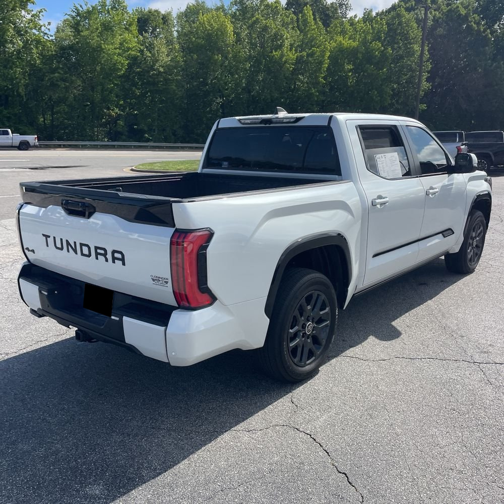 2024 Toyota Tundra Platinum HV