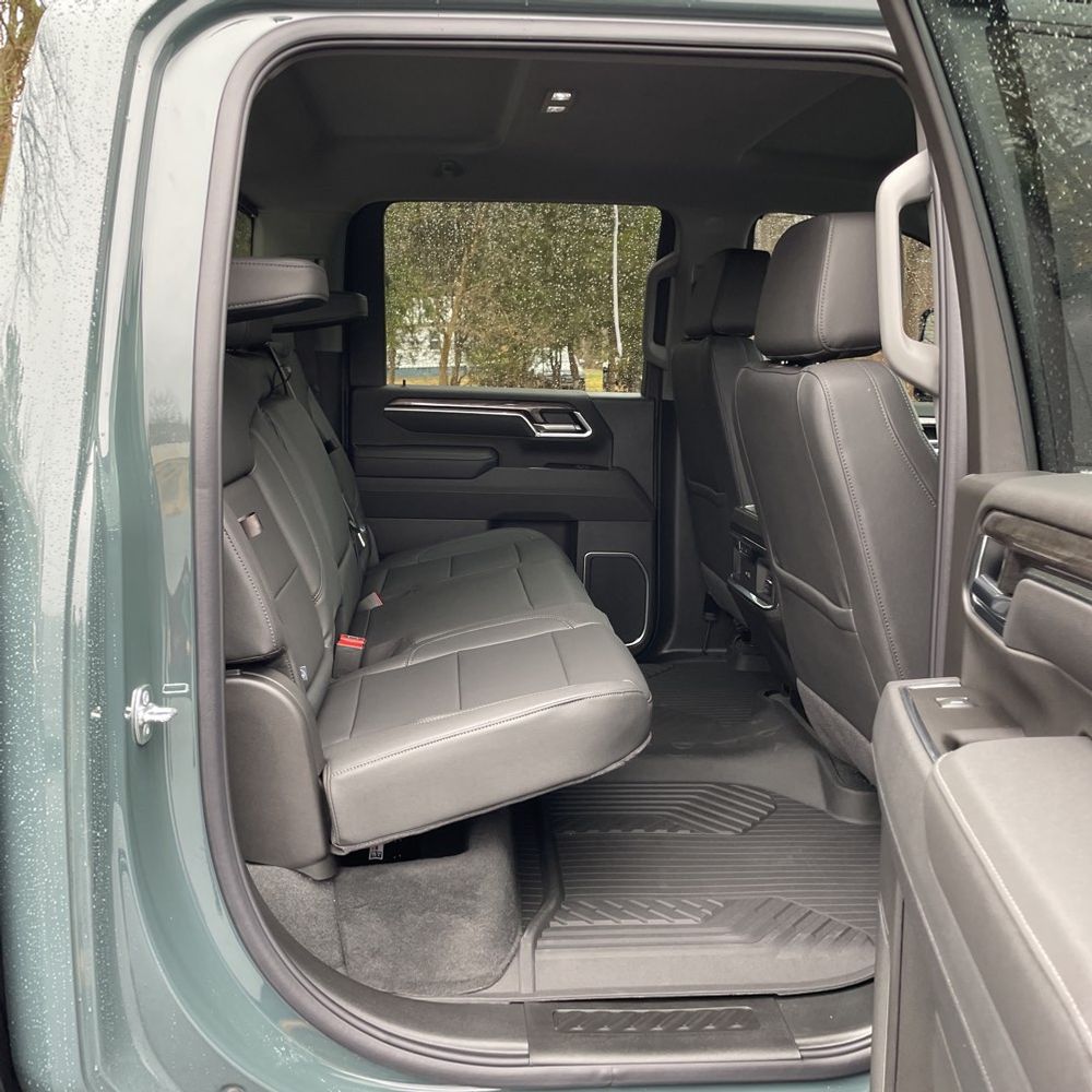 2025 Chevrolet Silverado 3500HD LTZ