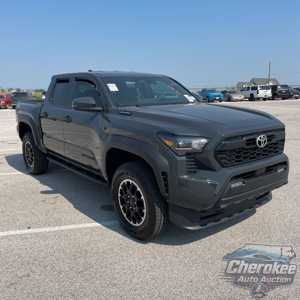 2025 Toyota Tacoma TRD Off-Road HV