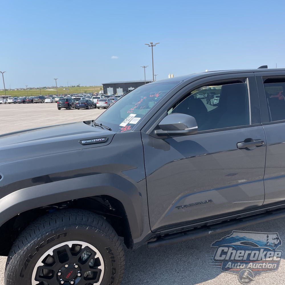 2025 Toyota Tacoma TRD Off-Road HV