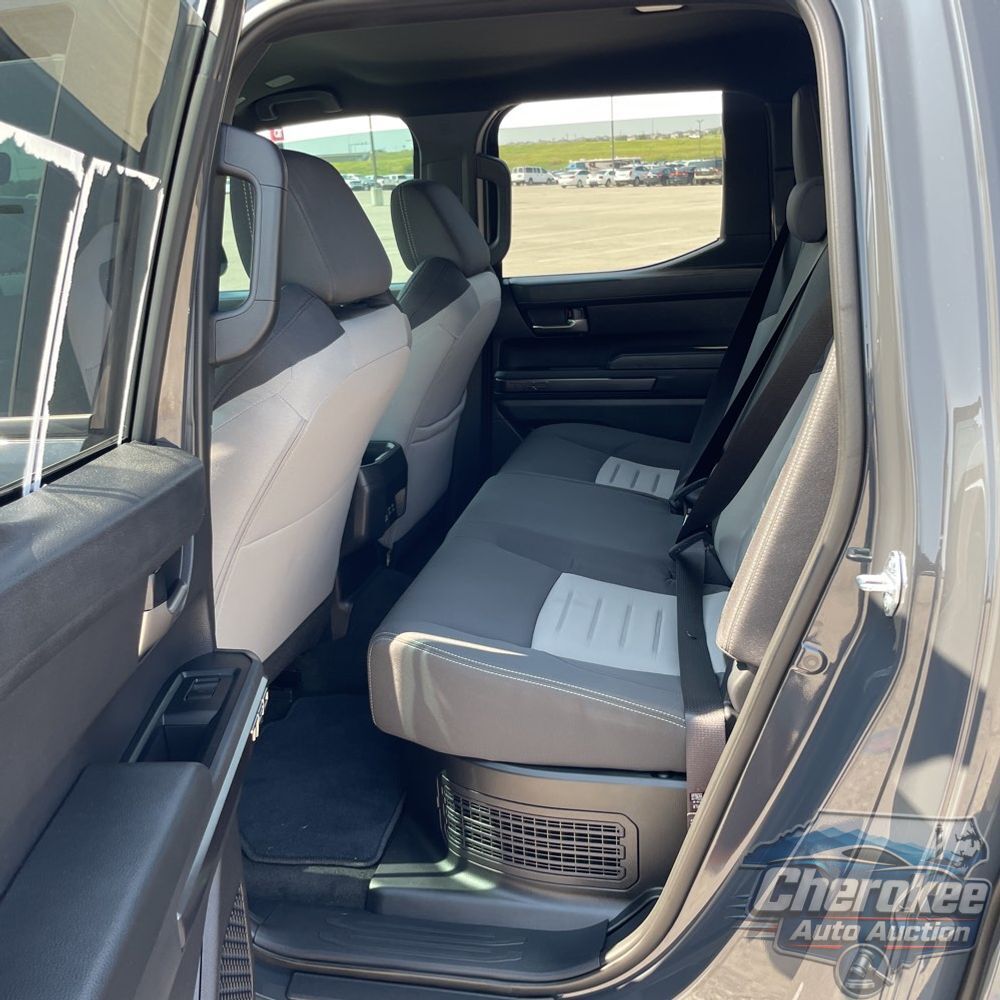 2025 Toyota Tacoma TRD Off-Road HV