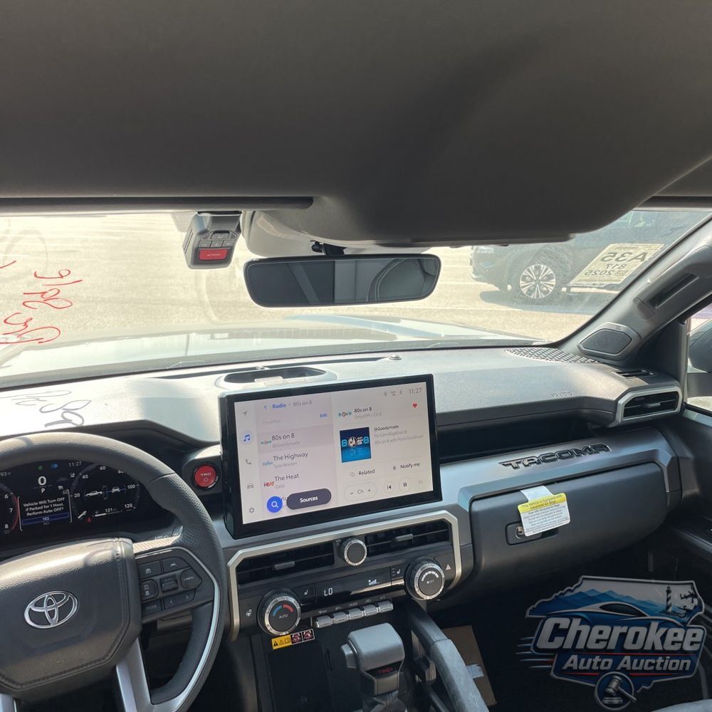 2025 Toyota Tacoma TRD Off-Road HV
