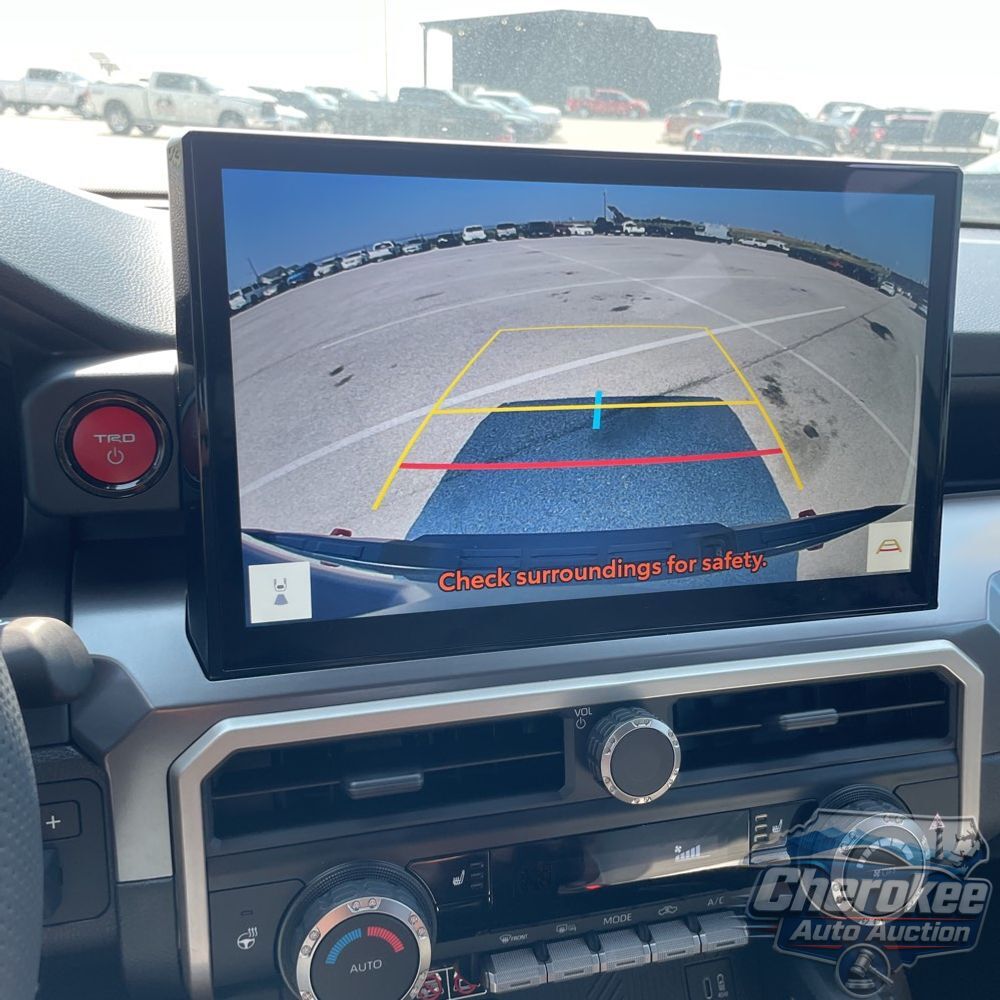 2025 Toyota Tacoma TRD Off-Road HV