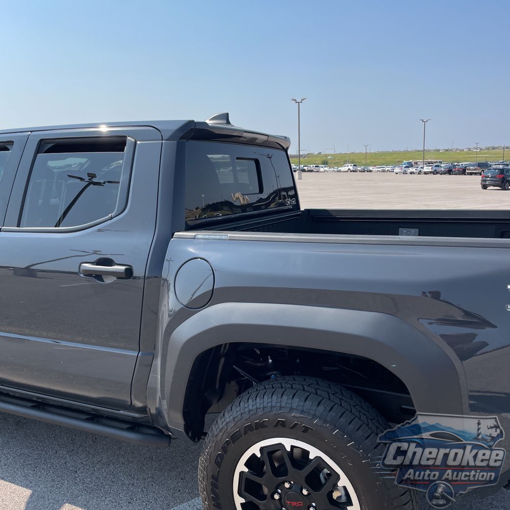 2025 Toyota Tacoma TRD Off-Road HV