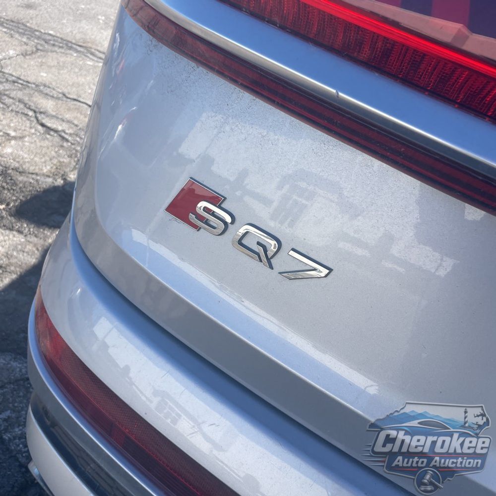 2022 Audi SQ7 Premium Plus
