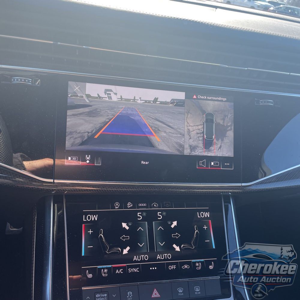 2022 Audi SQ7 Premium Plus