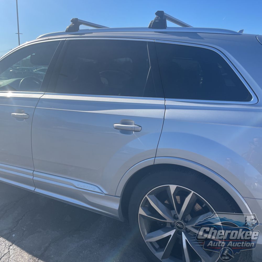 2022 Audi SQ7 Premium Plus