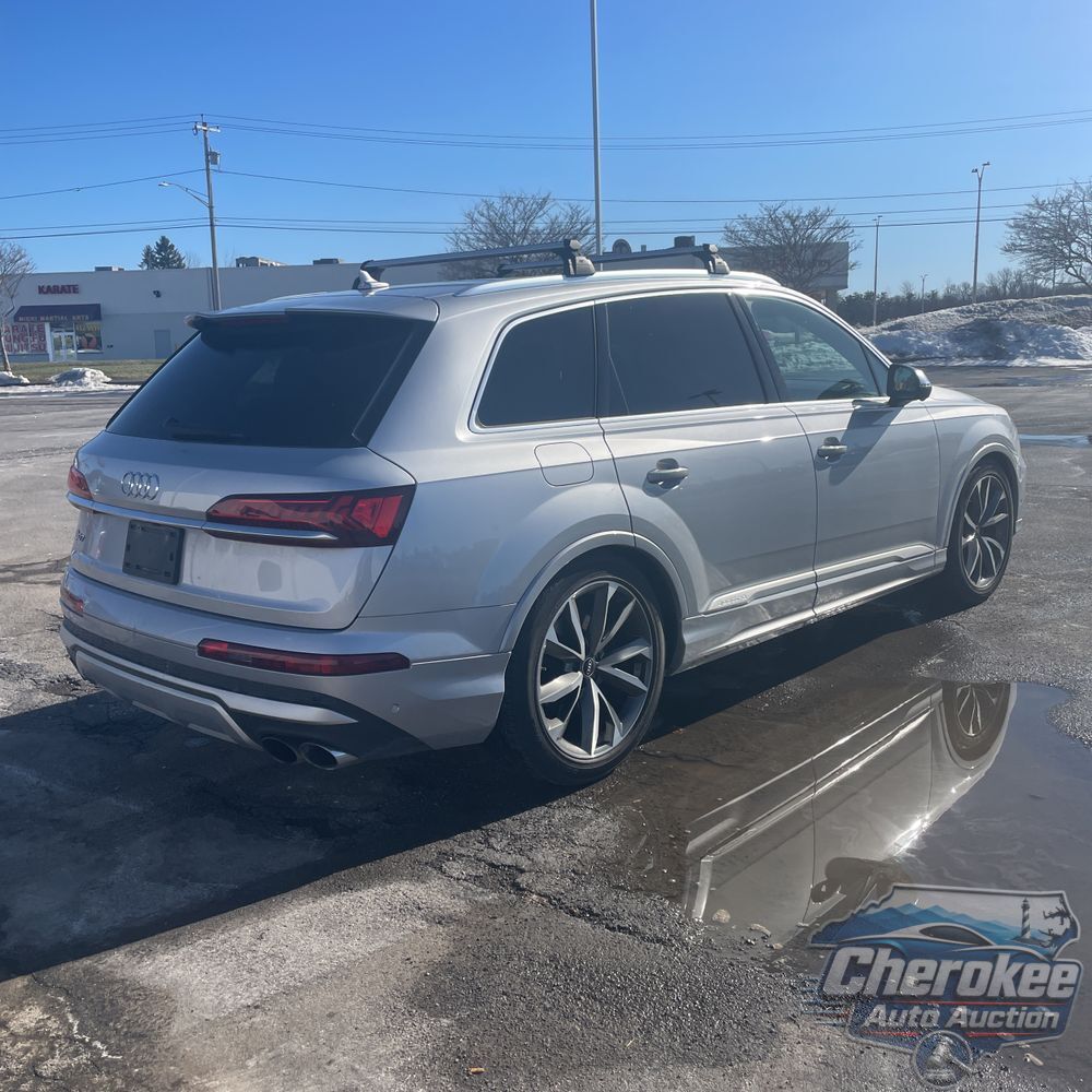 2022 Audi SQ7 Premium Plus