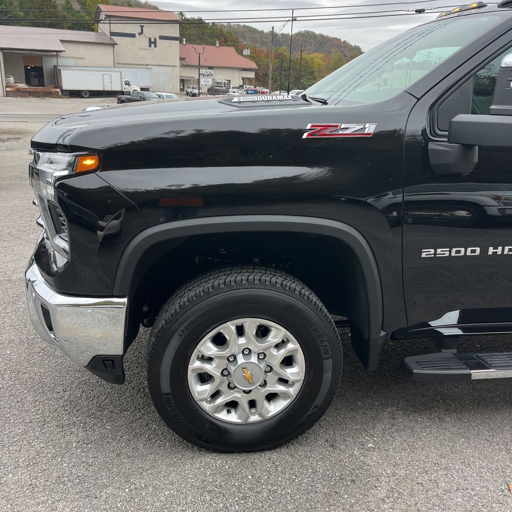 2024 Chevrolet Silverado 2500HD LTZ