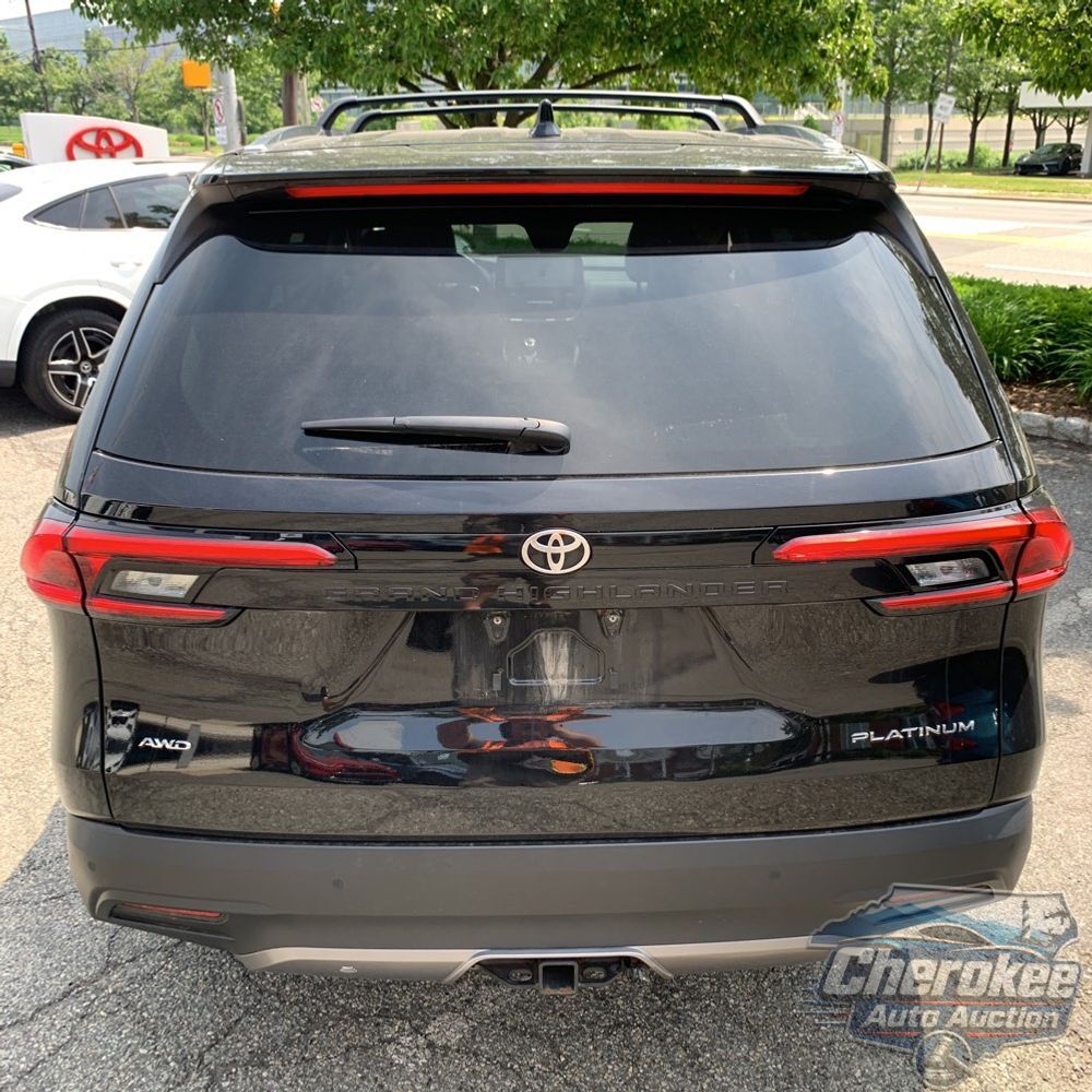 2024 Toyota Grand Highlander Platinum