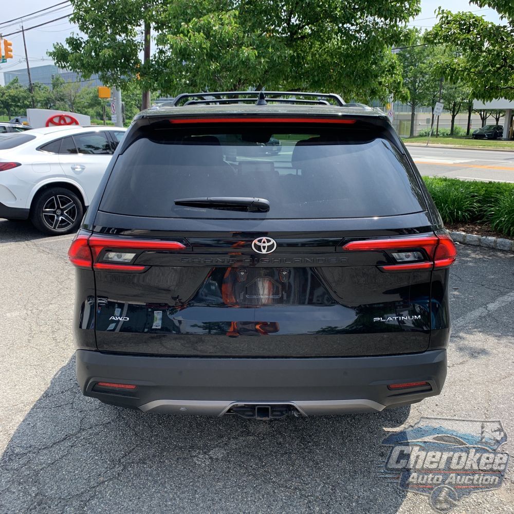 2024 Toyota Grand Highlander Platinum
