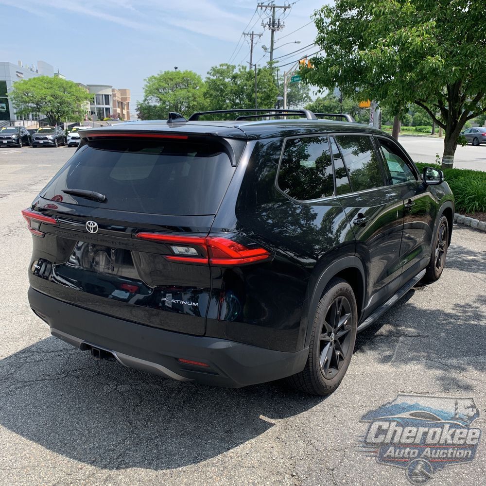 2024 Toyota Grand Highlander Platinum