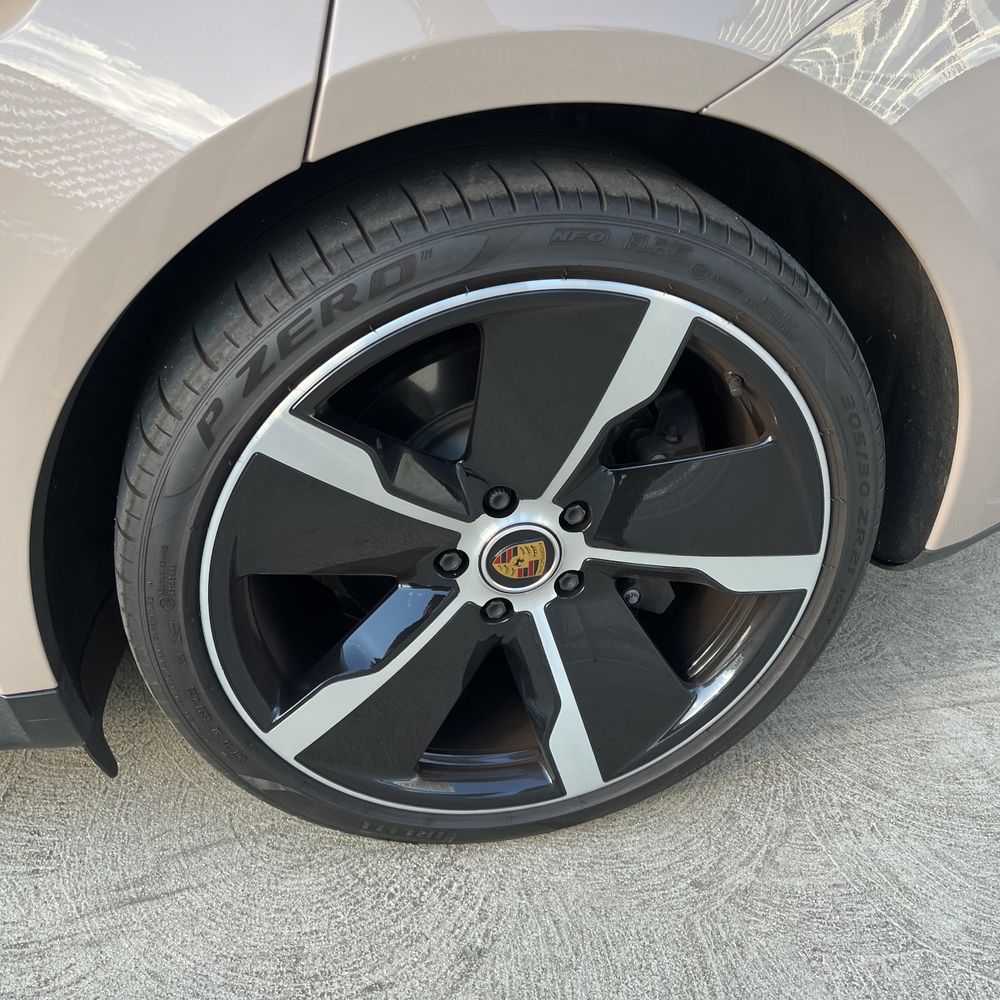 2022 Porsche Taycan Base
