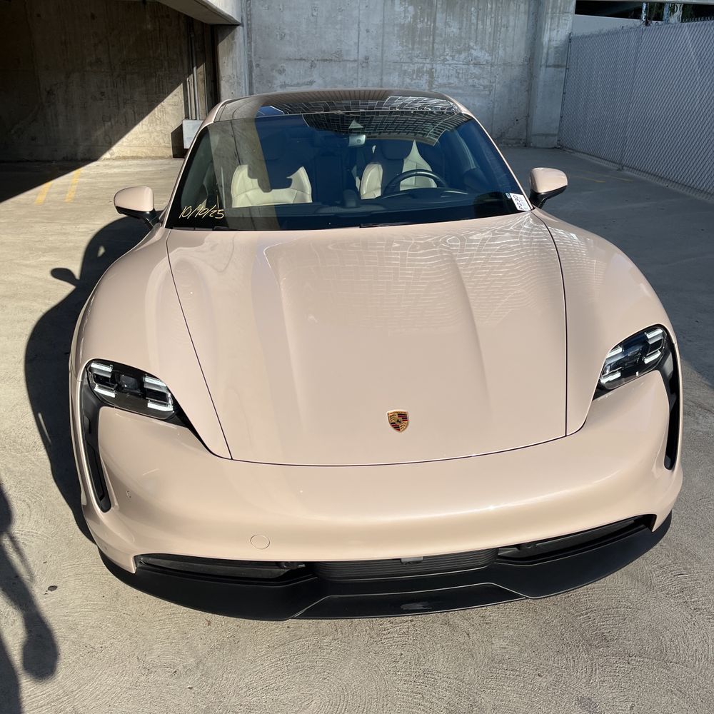 2022 Porsche Taycan Base