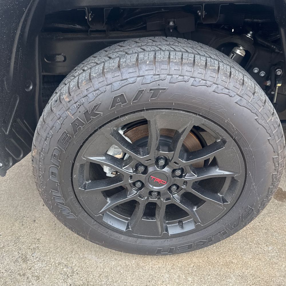 2024 Toyota Tundra Limited HV