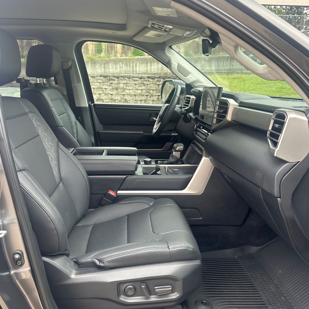 2024 Toyota Tundra Limited HV